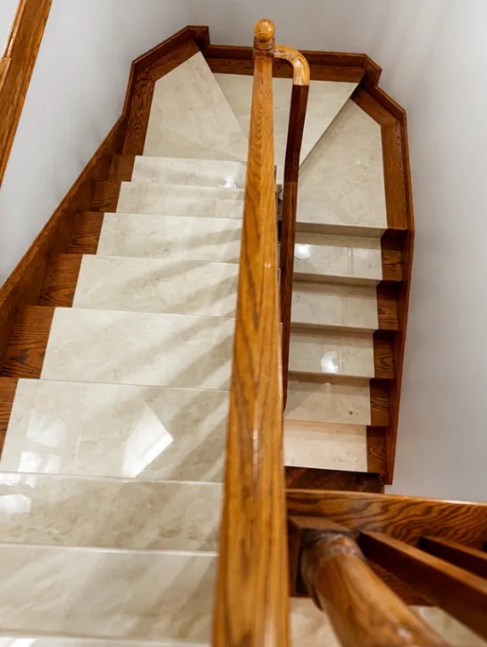 Marble-look staircase tile